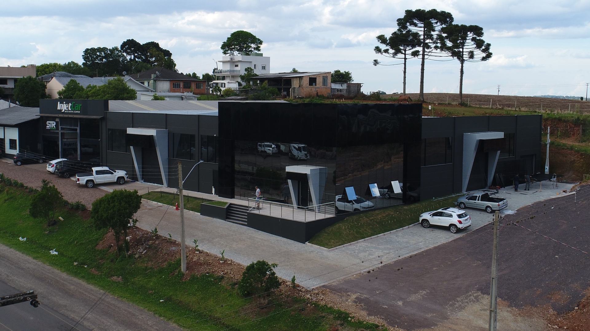Galpões Comerciais e Armazenagem