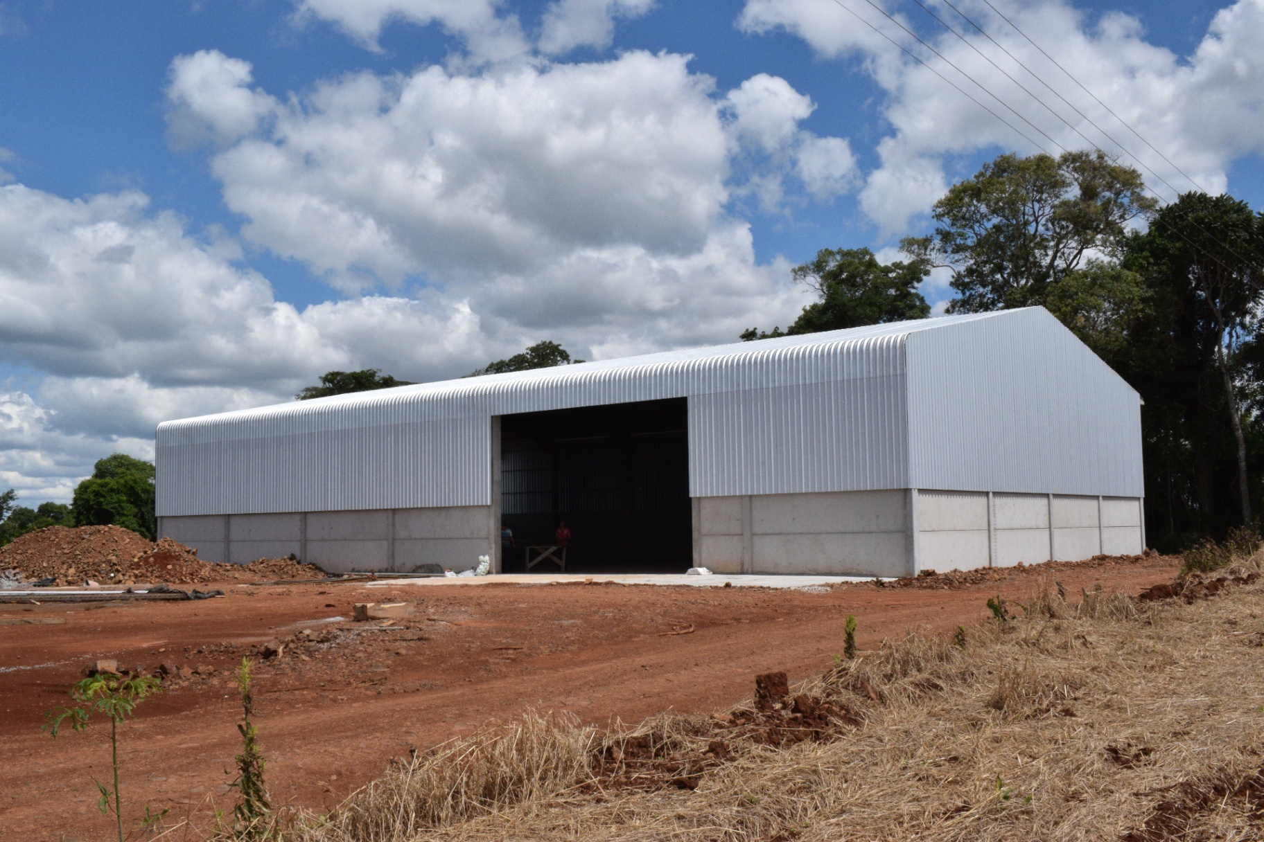 Barracão agrícola concluído